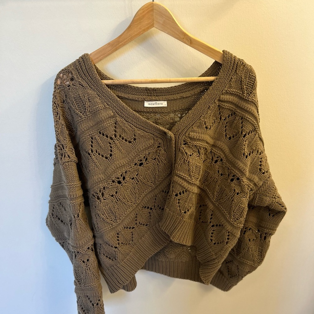 EUC Daphne Cardigan
